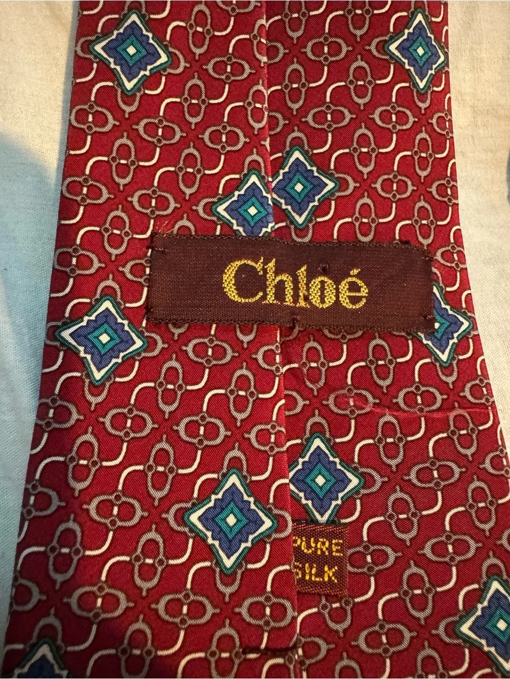 Chloe’ EUC 100% silk tie